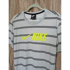Nike Air Max 90 Embroidered Logo T Shirt Mens M White Striped Cotton CW4686-077